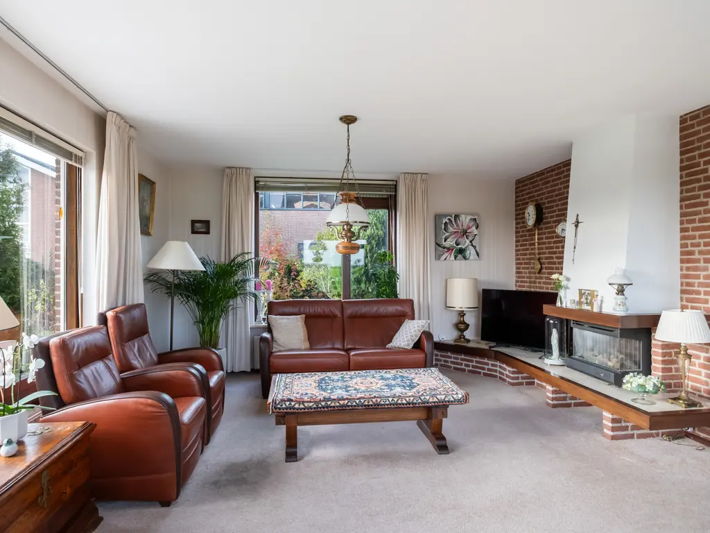 Van Teylingenweg 127, KAMERIK