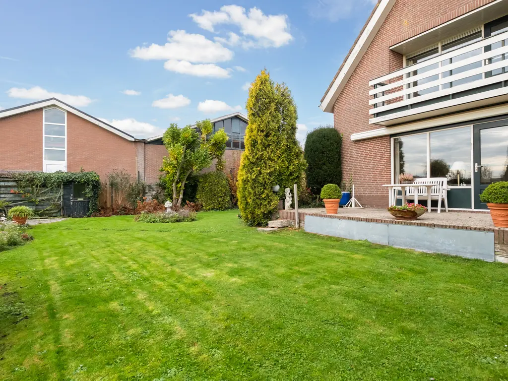 Van Teylingenweg 127, KAMERIK