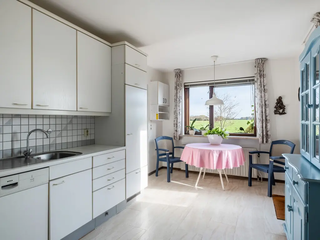 Van Teylingenweg 127, KAMERIK