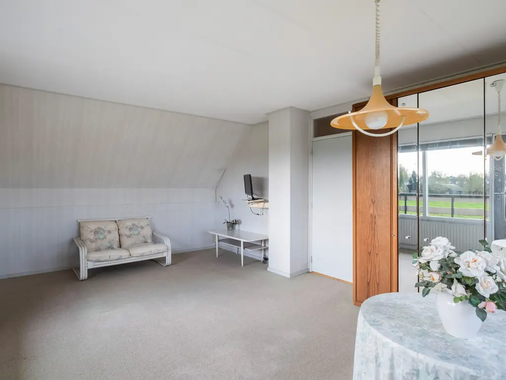 Van Teylingenweg 127, KAMERIK