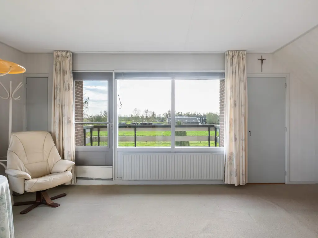 Van Teylingenweg 127, KAMERIK