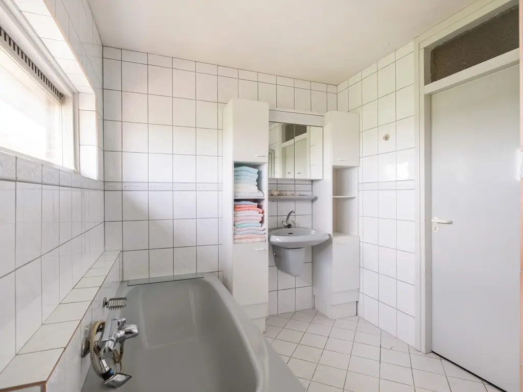 Van Teylingenweg 127, KAMERIK