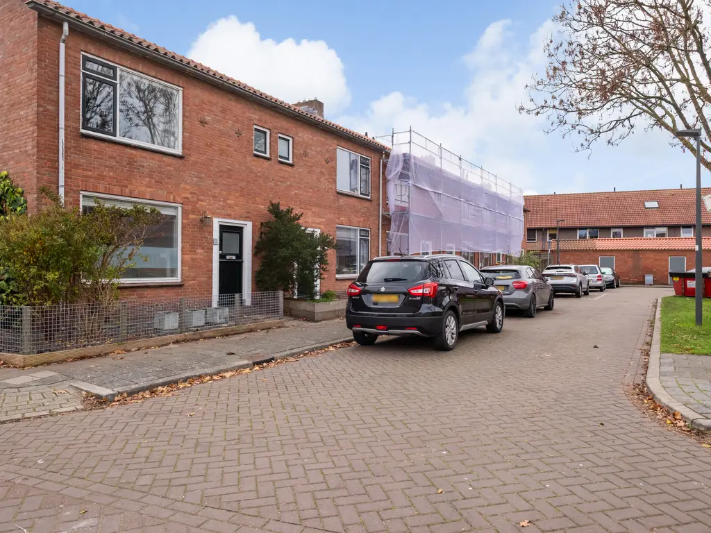 Anthonie van Dijckstraat 1, WOERDEN