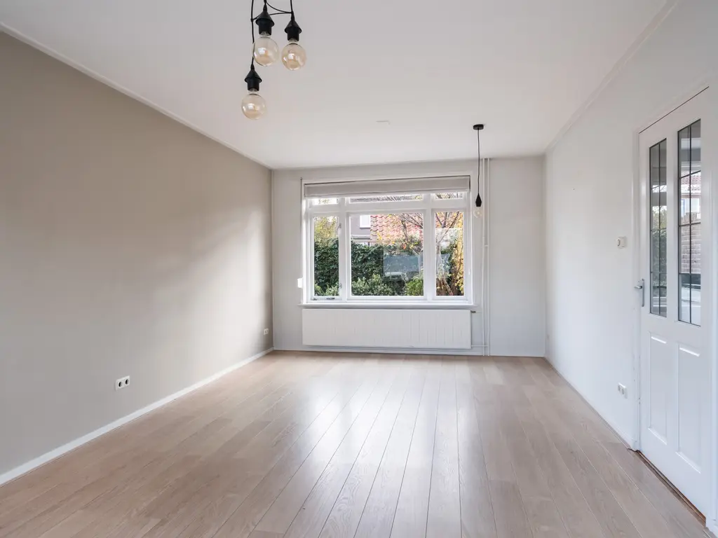 Anthonie van Dijckstraat 1, WOERDEN