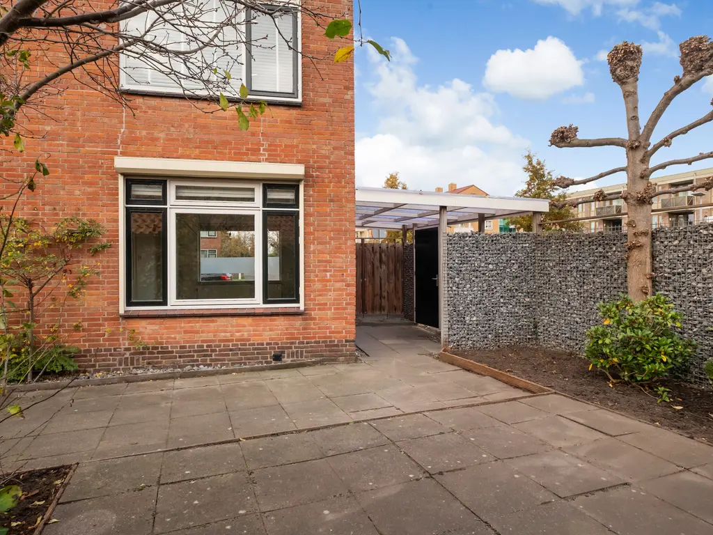 Anthonie van Dijckstraat 1, WOERDEN