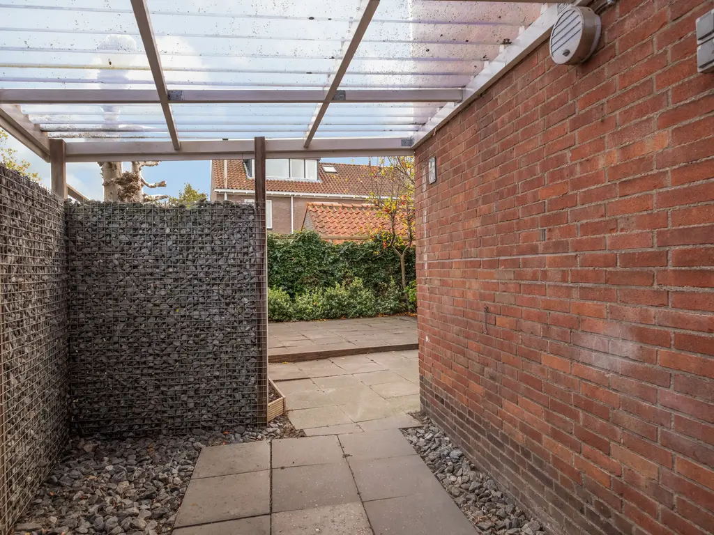 Anthonie van Dijckstraat 1, WOERDEN