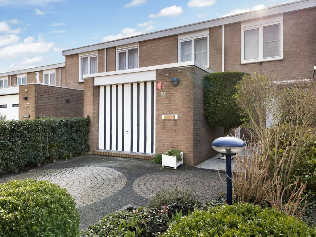 Essenlaan 55, WOERDEN