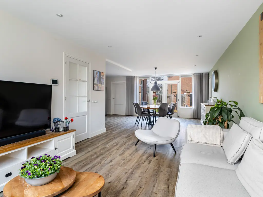 Prinses Beatrixstraat 12, ZEGVELD