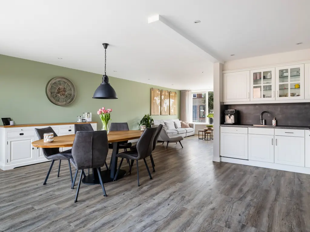 Prinses Beatrixstraat 12, ZEGVELD