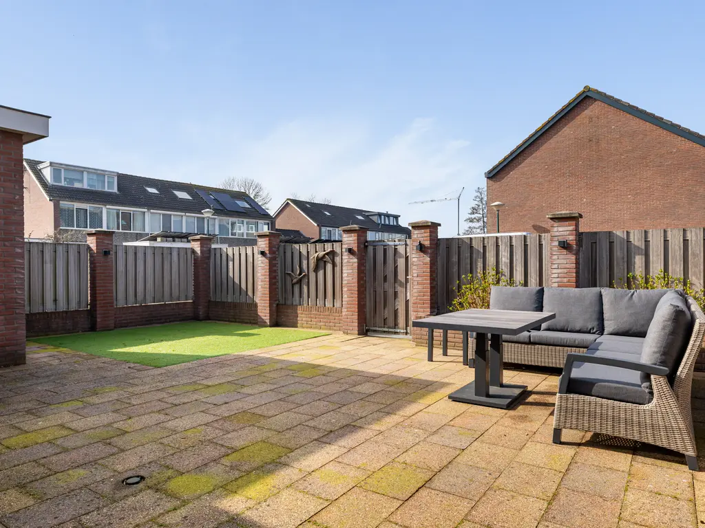 Prinses Beatrixstraat 12, ZEGVELD