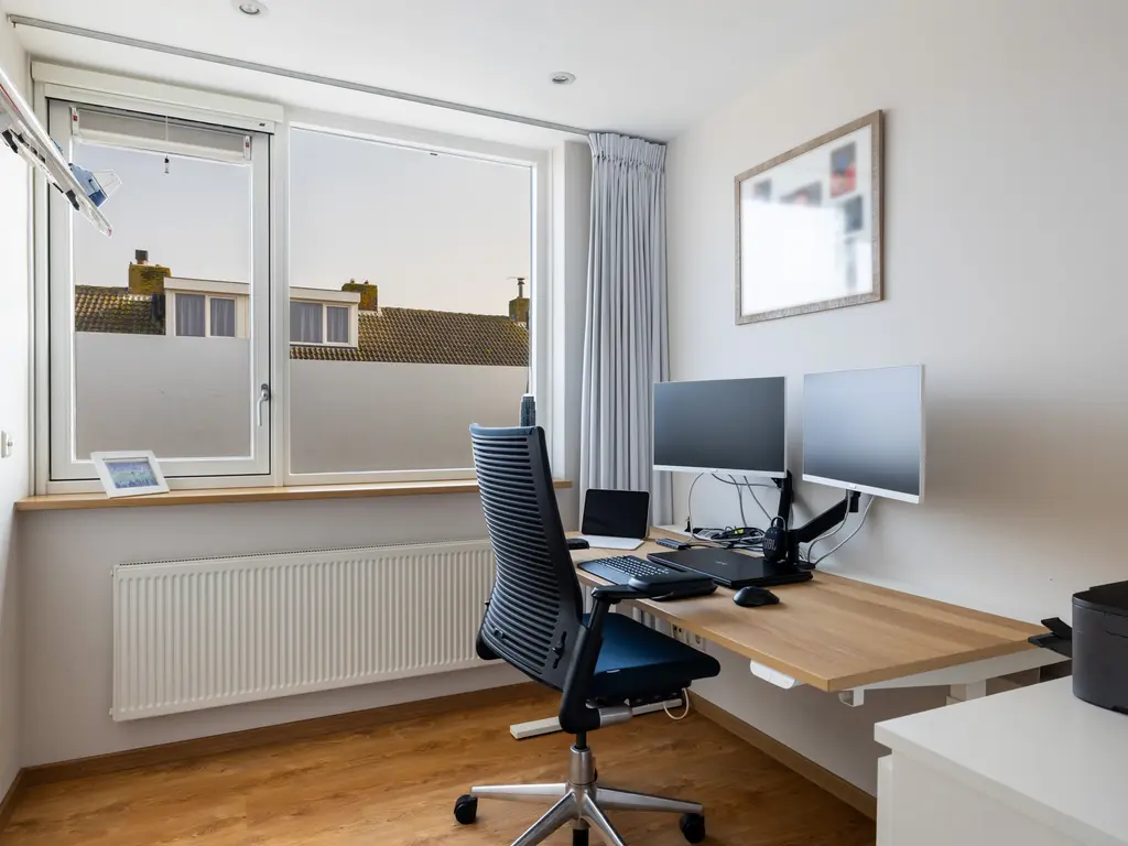 Prinses Beatrixstraat 12, ZEGVELD