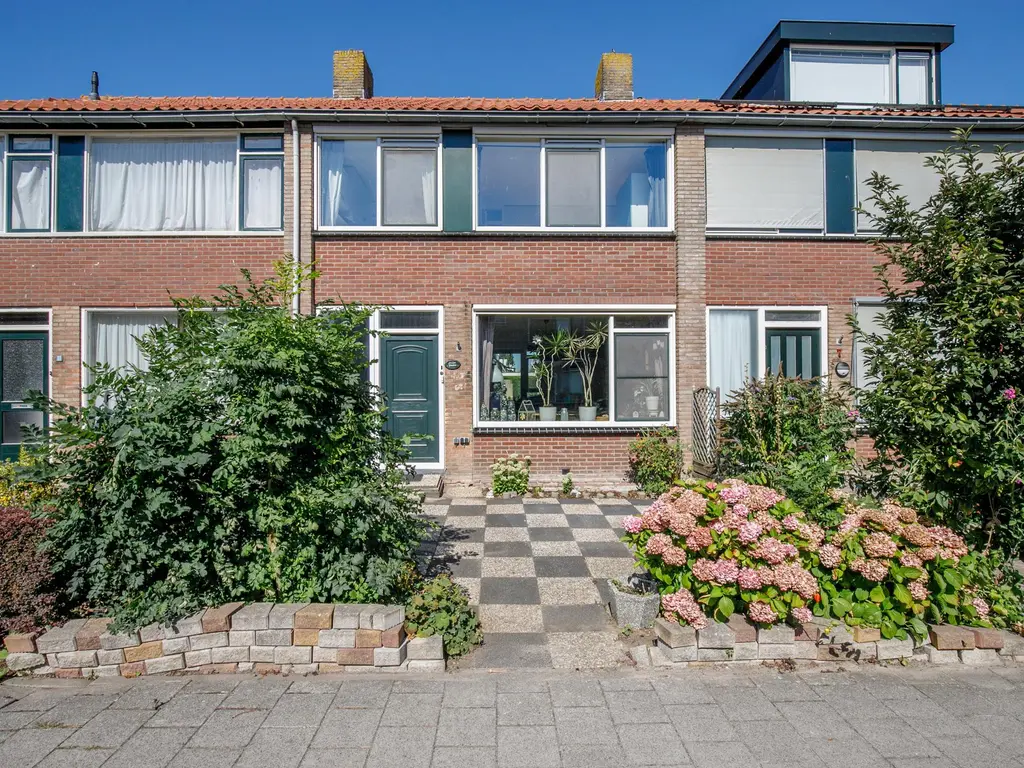 Willem-Alexanderstraat 9, ZEGVELD