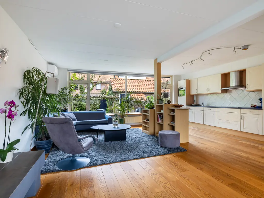 Prinses Beatrixstraat 22, WAARDER