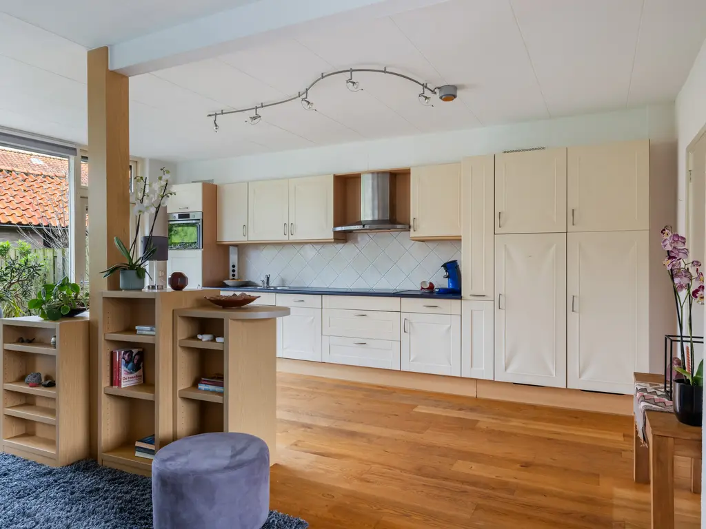 Prinses Beatrixstraat 22, WAARDER