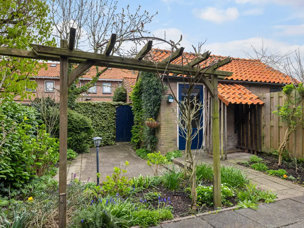 Prinses Beatrixstraat 22, WAARDER