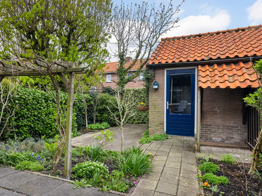 Prinses Beatrixstraat 22, WAARDER