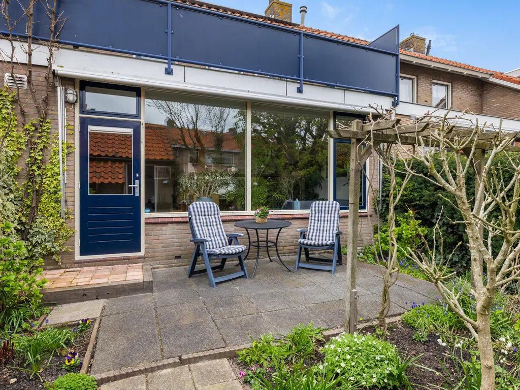 Prinses Beatrixstraat 22, WAARDER