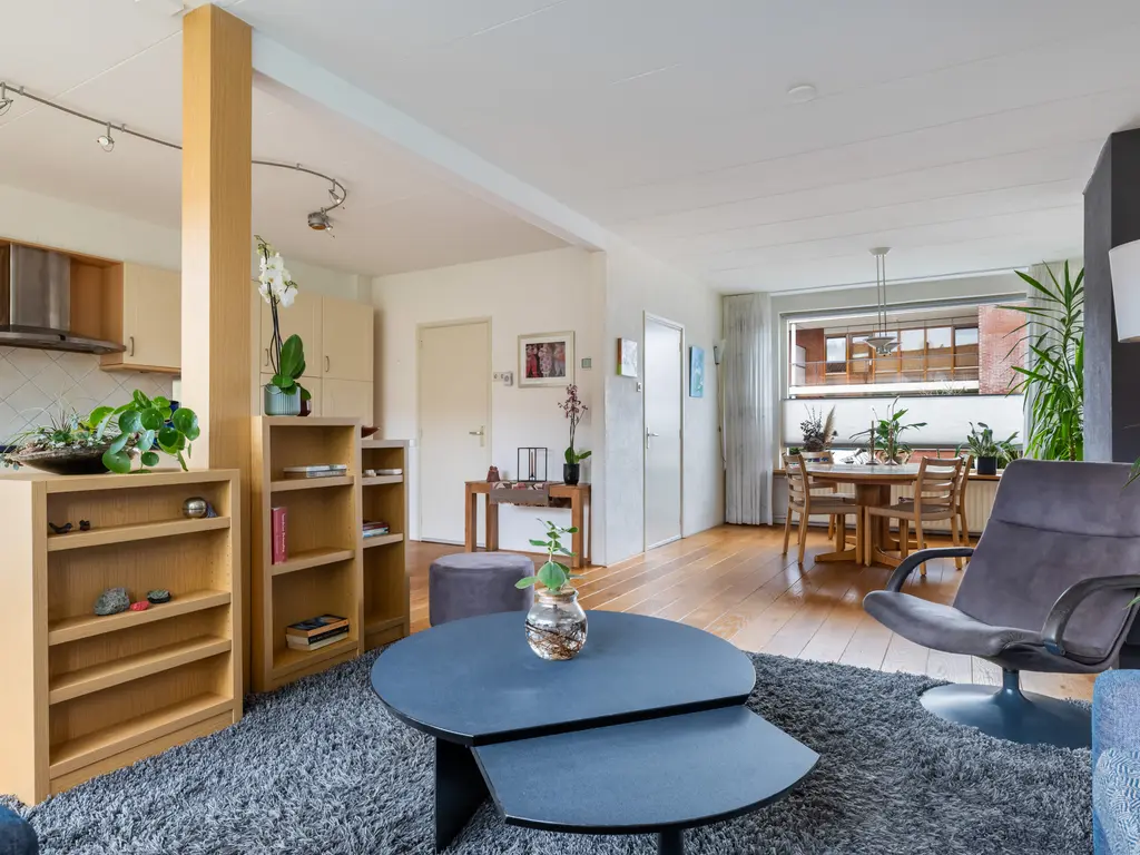 Prinses Beatrixstraat 22, WAARDER