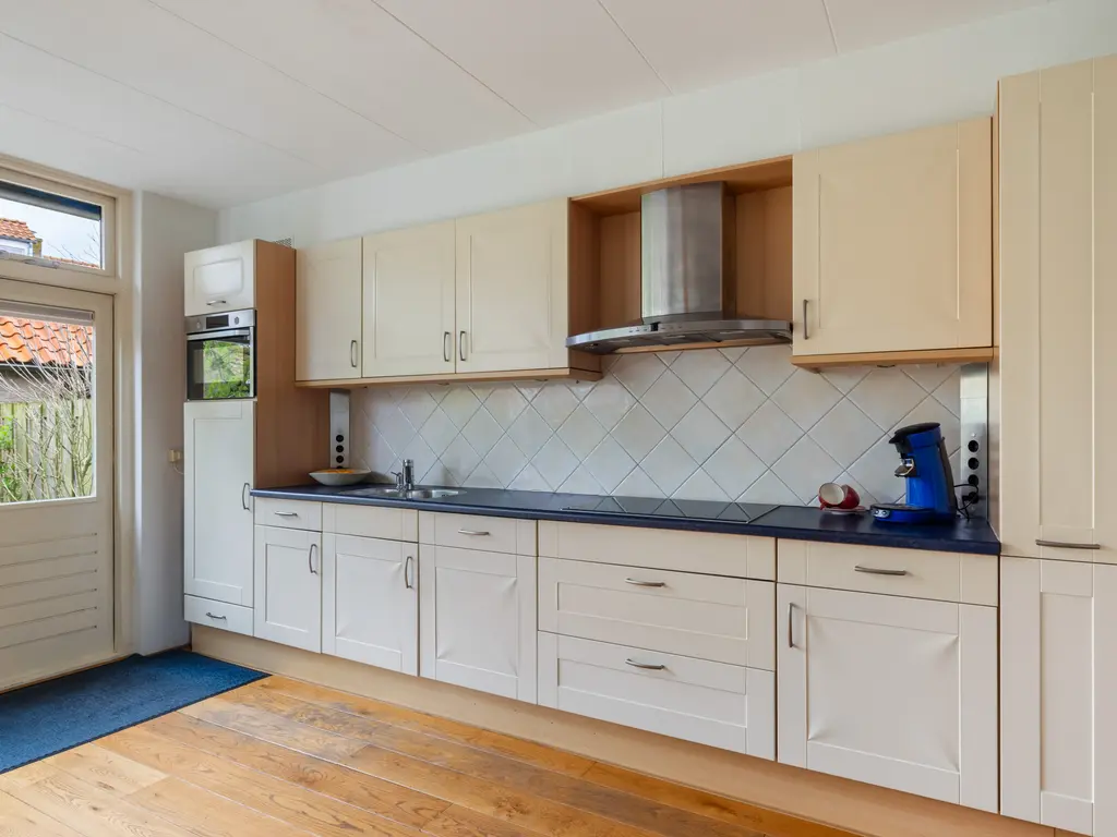 Prinses Beatrixstraat 22, WAARDER