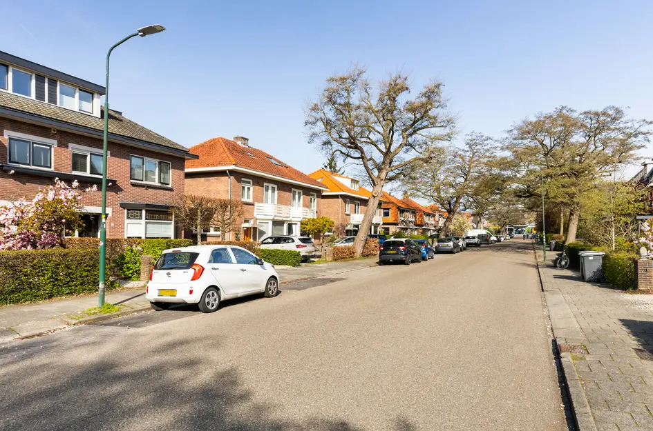 Van der Valk Boumanlaan 42