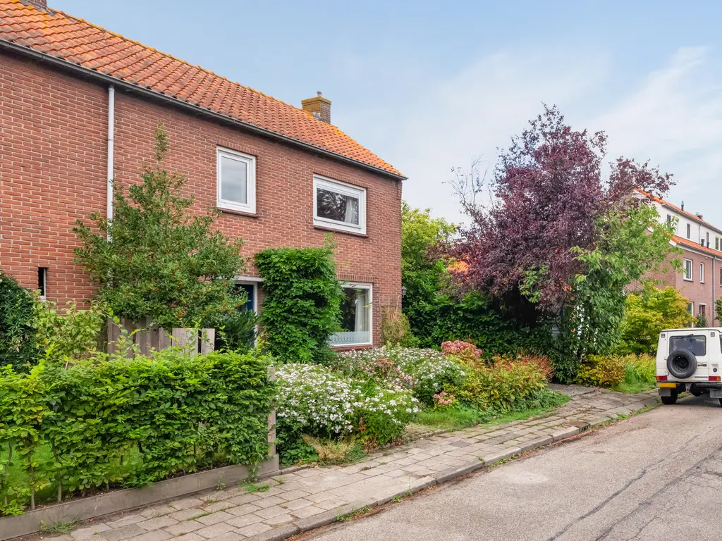 Burg. Talsmaweg 3, KAMERIK