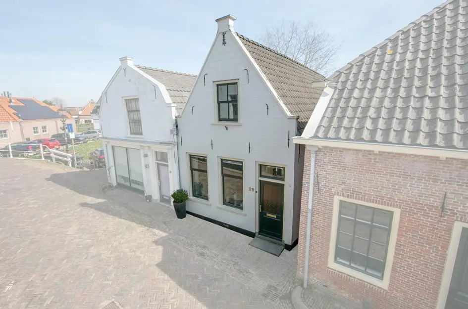 Dorpstraat 29