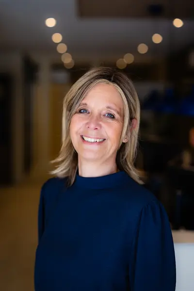 Monique Aret