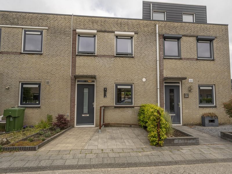 Kloosring 105, OUD-BEIJERLAND