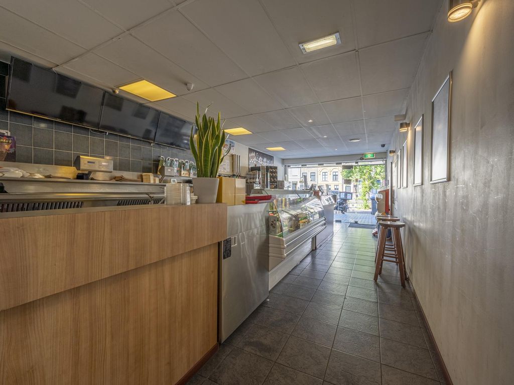 Oost-Voorstraat 11, Oud-Beijerland