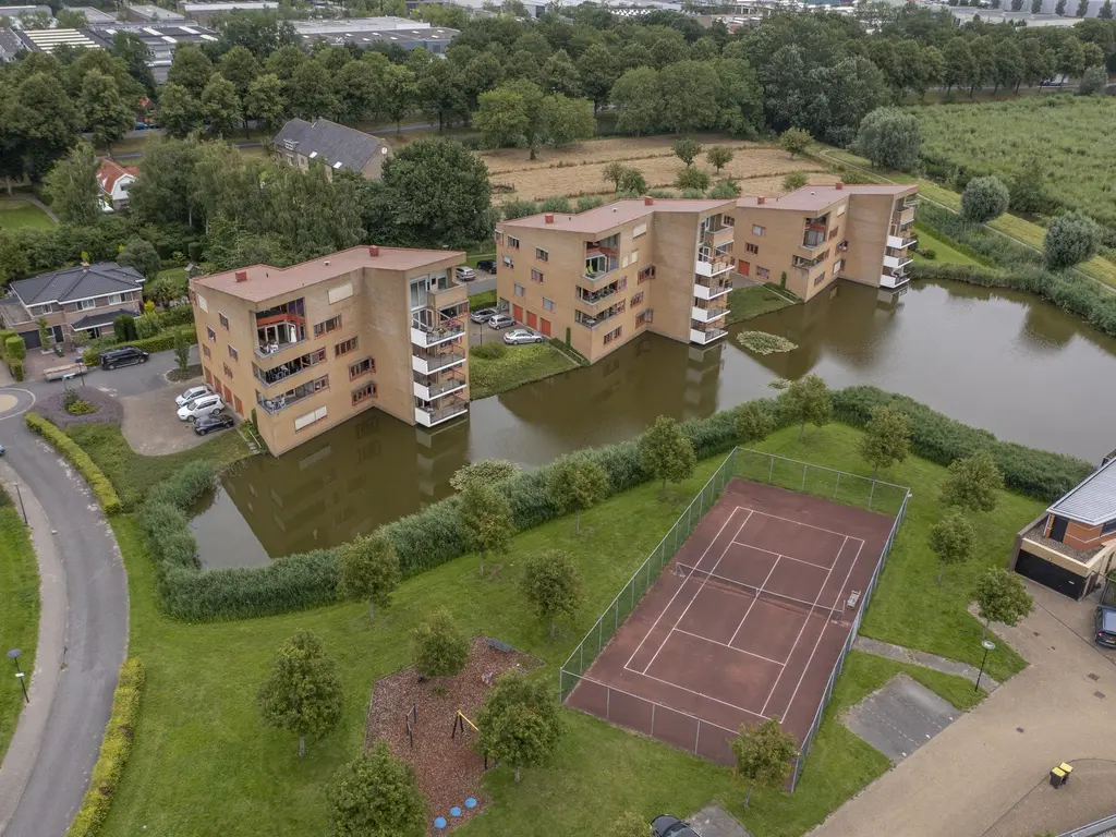 Dokter Kroesenring 62, OUD-BEIJERLAND