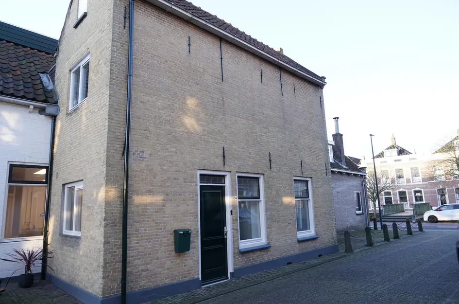 Oost-Voorstraat 84