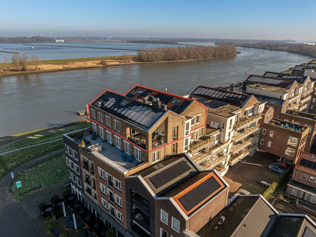 Spuizicht 11, OUD-BEIJERLAND