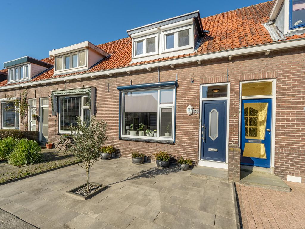 Prins Bernhardstraat 80, OUD-BEIJERLAND