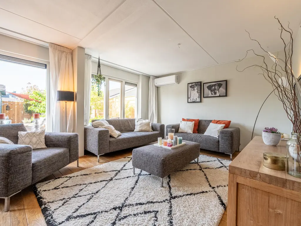 Bachlaan 17, OUD-BEIJERLAND