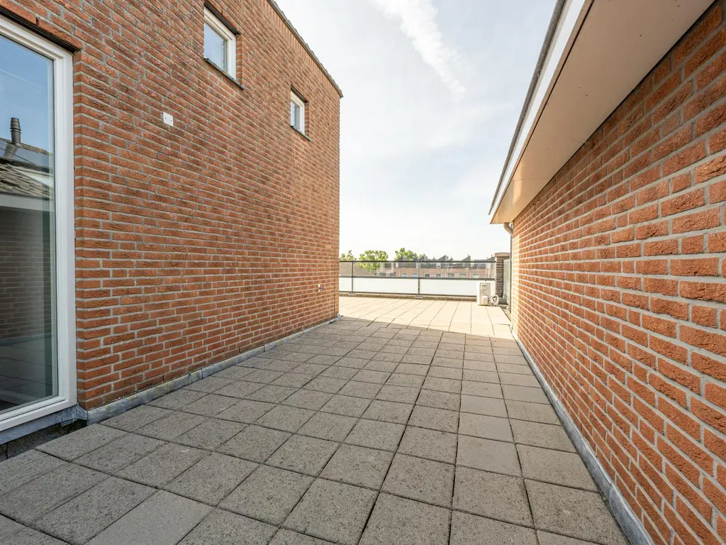 Bachlaan 17, OUD-BEIJERLAND