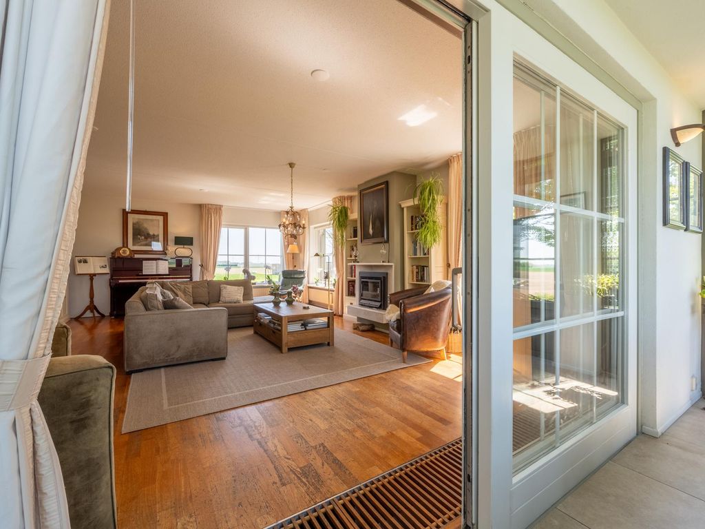 Westdijk 97, MIJNSHEERENLAND