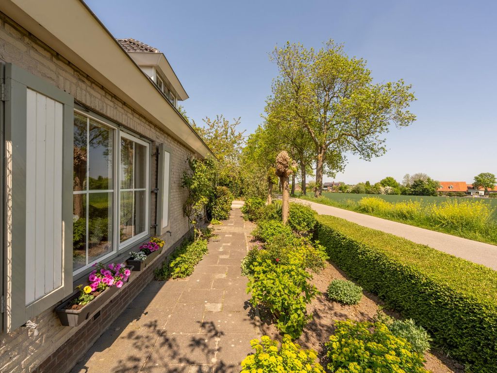 Westdijk 97, MIJNSHEERENLAND