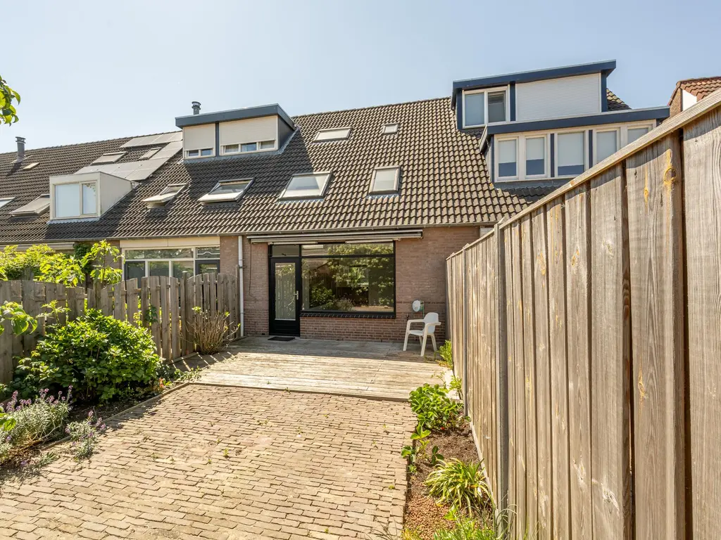 Martin Luther Kingerf 13, OUD-BEIJERLAND