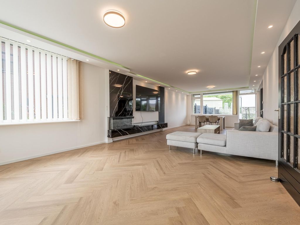 Westdijk 58, HEINENOORD