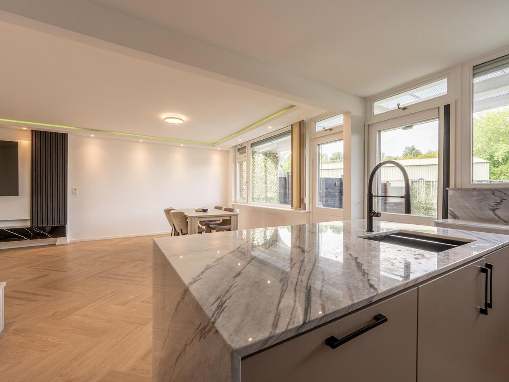 Westdijk 58, HEINENOORD