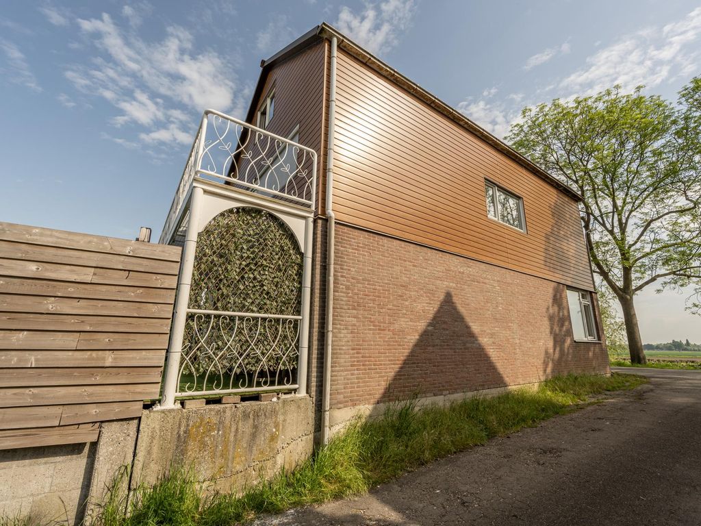 Westdijk 58, HEINENOORD