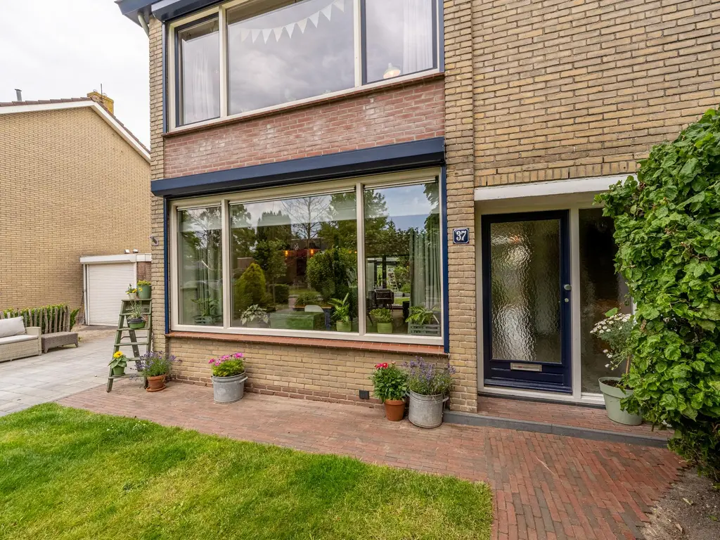 Voordoel 37, NIEUW-BEIJERLAND