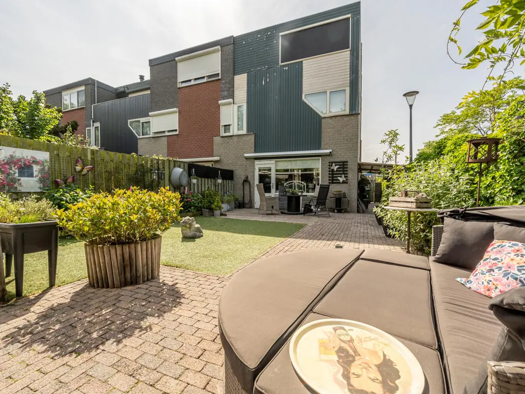 Bosschenhoek 20, OUD-BEIJERLAND
