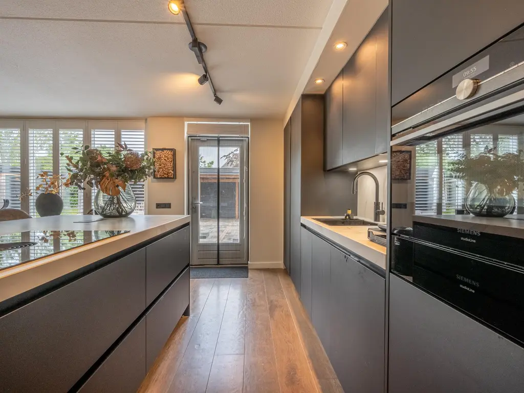 Mandoline 9, KLAASWAAL