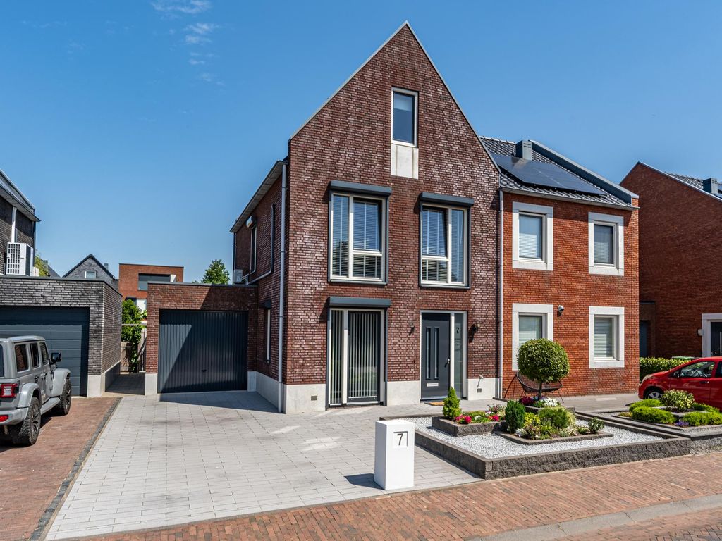 Viool 7, OUD-BEIJERLAND