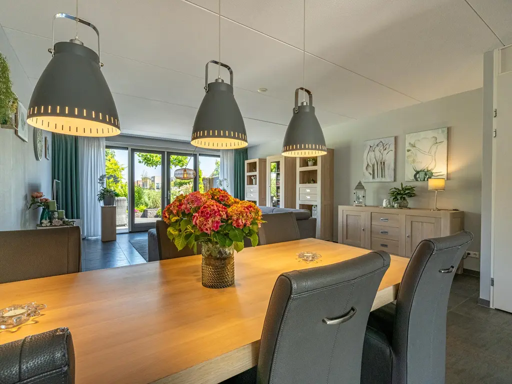 Viool 7, OUD-BEIJERLAND