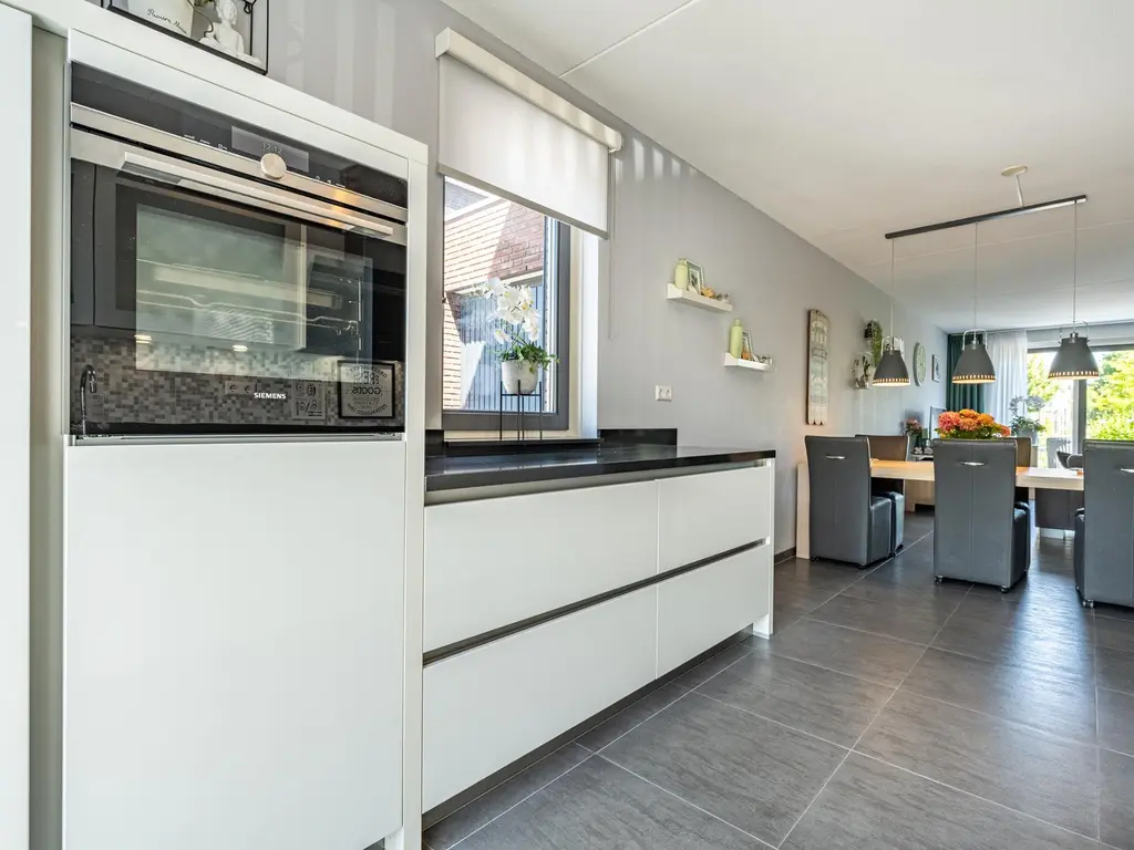 Viool 7, OUD-BEIJERLAND