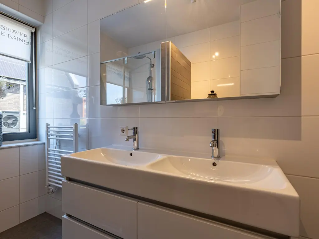 Viool 7, OUD-BEIJERLAND