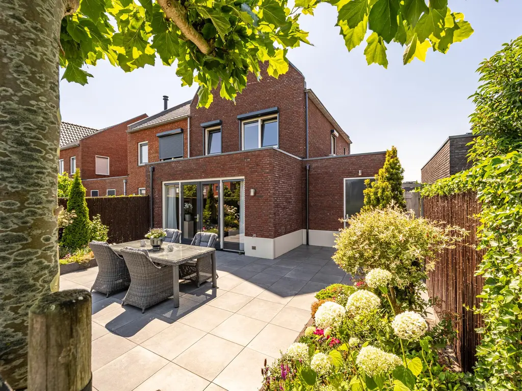 Viool 7, OUD-BEIJERLAND