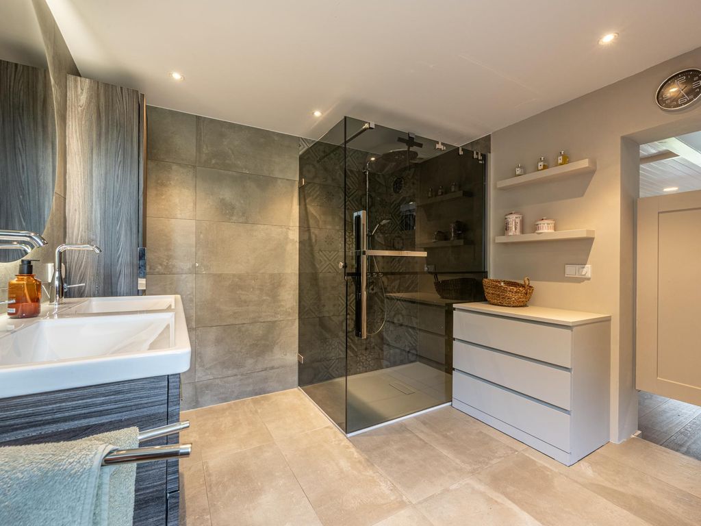 Brabersweg 25, MIJNSHEERENLAND